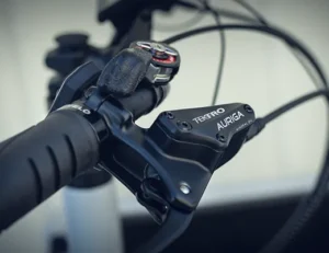 HAWARE - Accessories & details